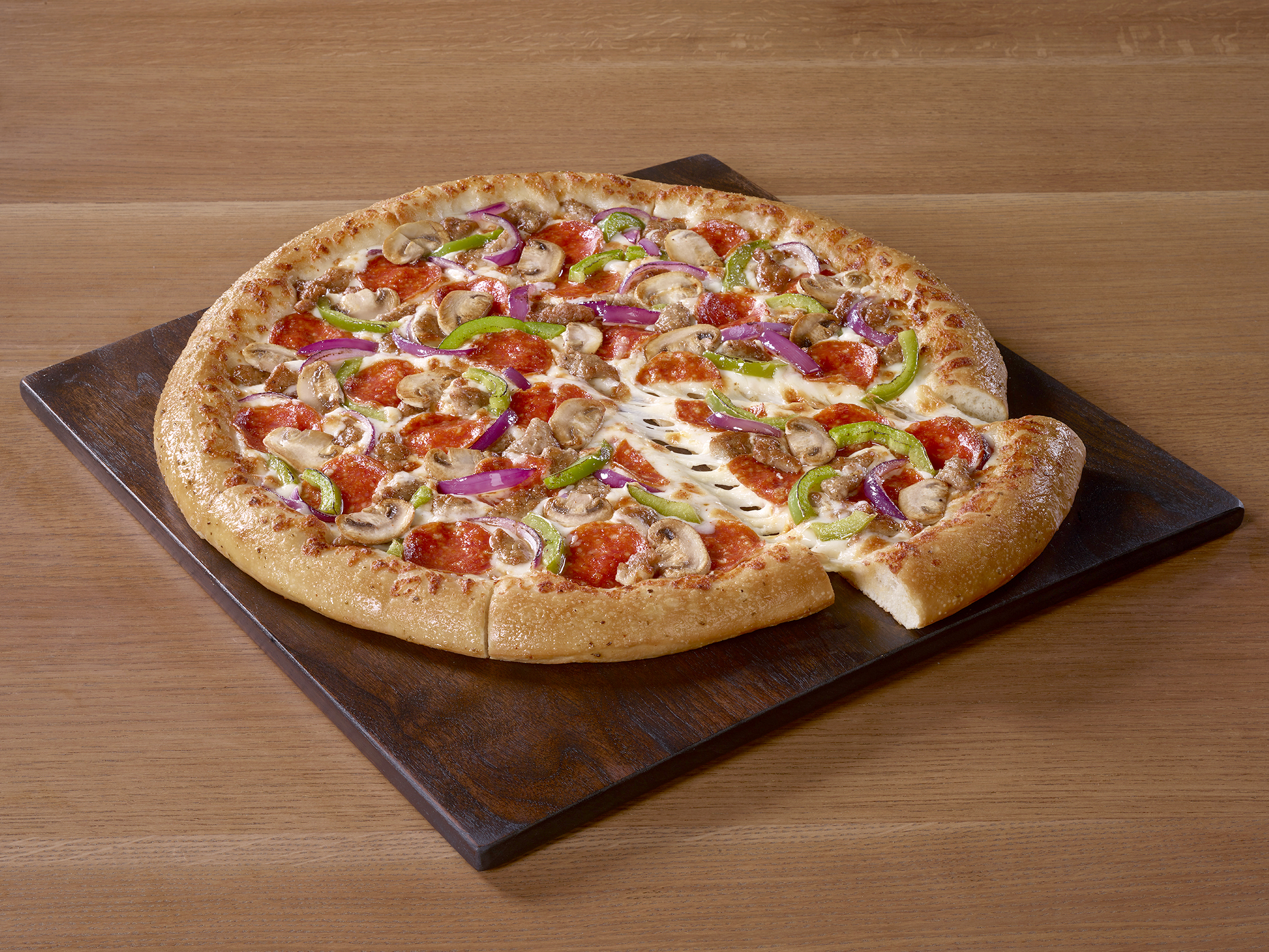 Order Supreme Pizza food online from Pizza Hut store, Bellevue on bringmethat.com