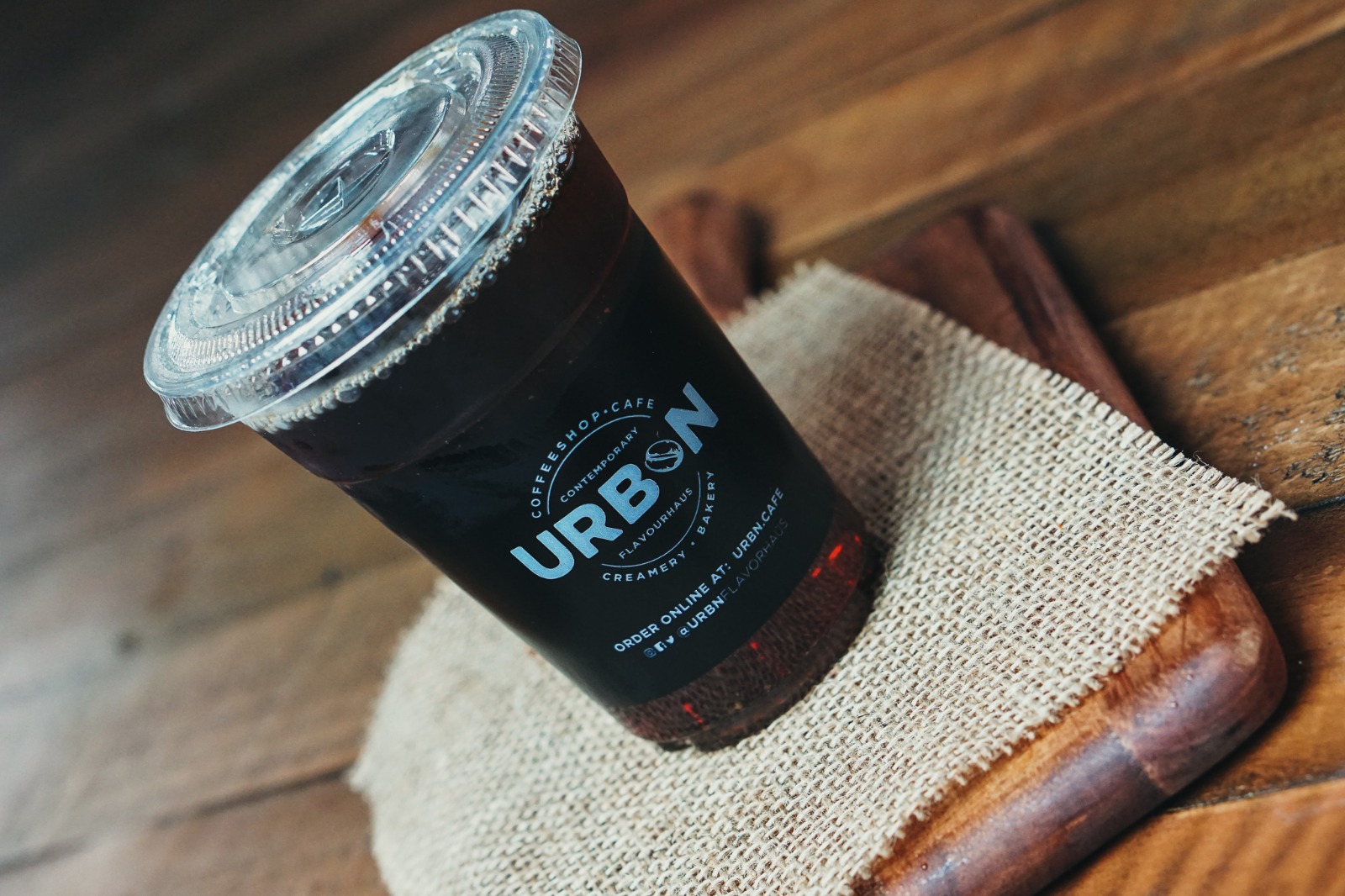 Order 20oz Iced Coffee food online from Urbn Express Bellefonte store, Bellefonte on bringmethat.com