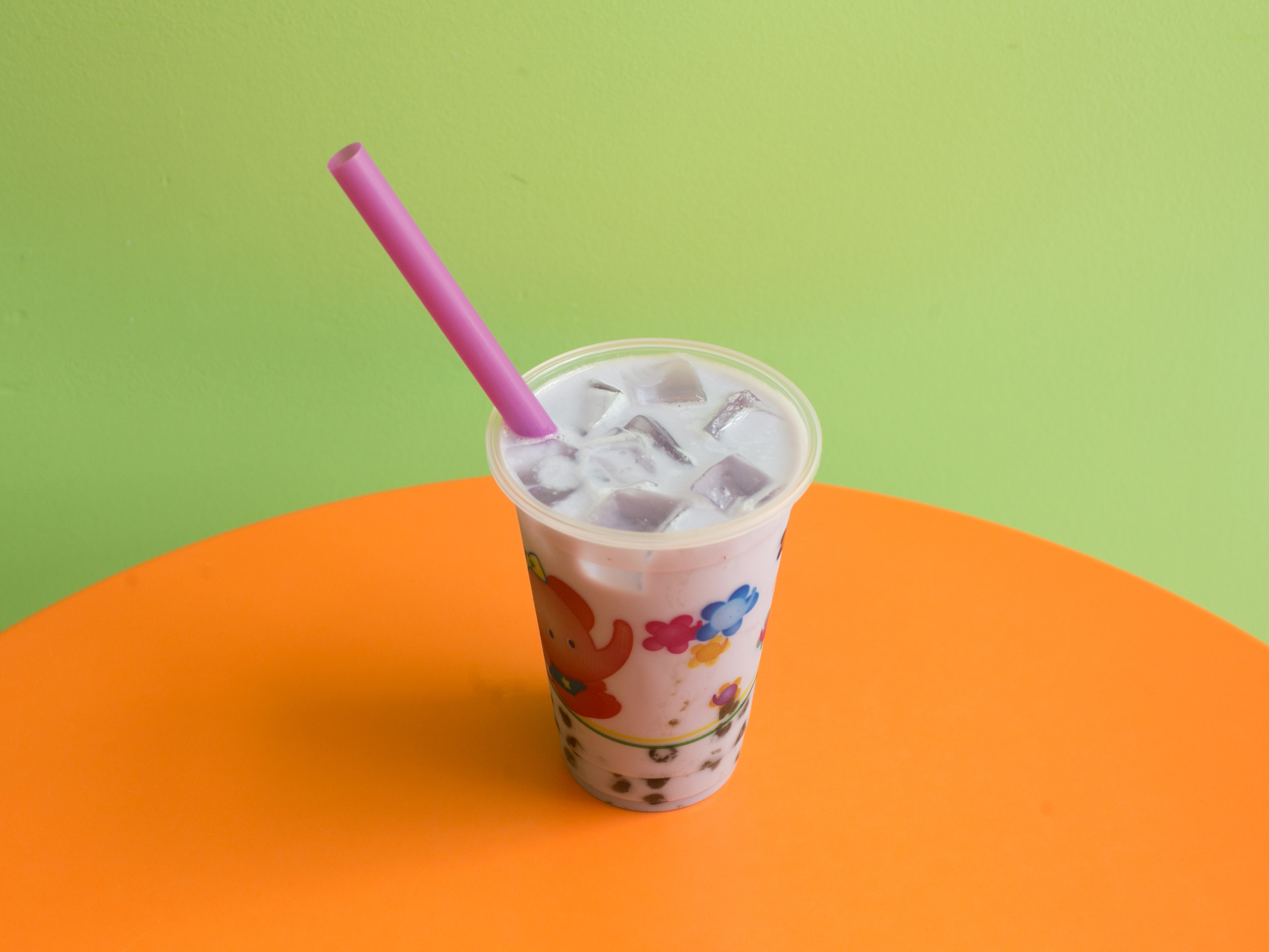 Order Iced Taro Milk Tea food online from Yoyo Ice Cream store, New Britain on bringmethat.com