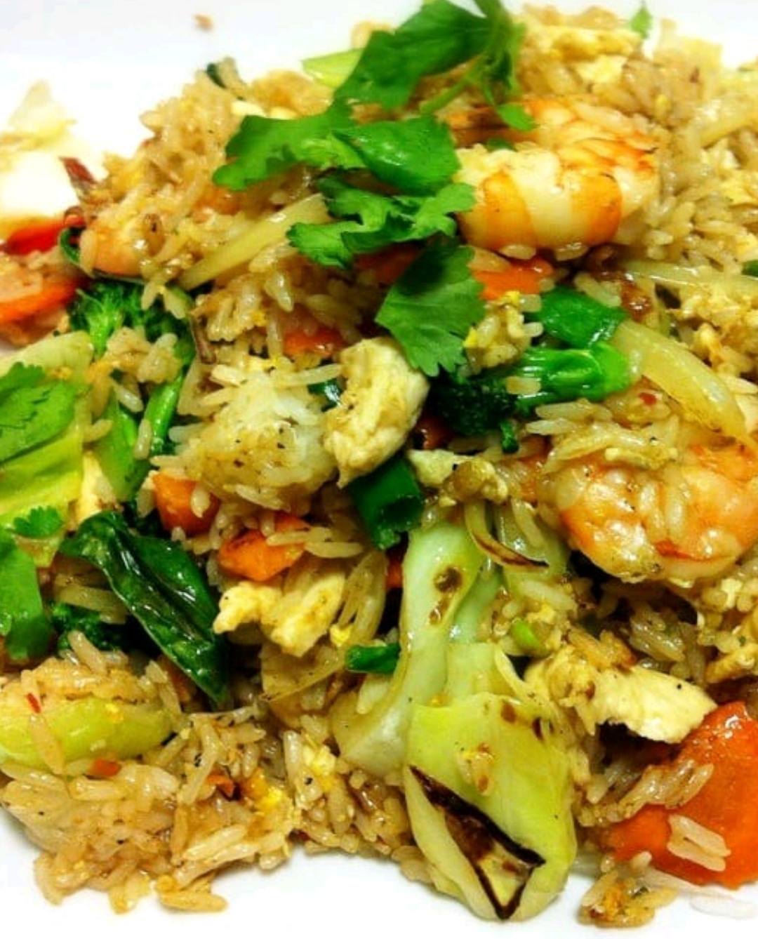 Order R2. Spicy Thai Fried Rice food online from Thailusion store, Los Alamitos on bringmethat.com