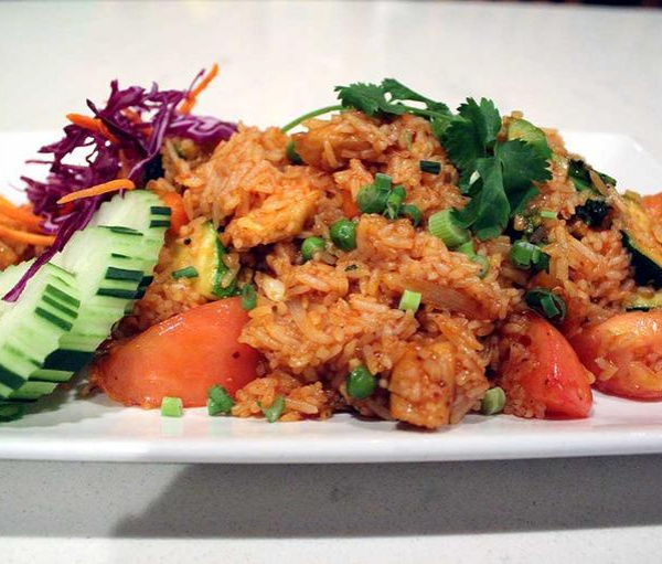 Order 47. Vegetable Fried Rice food online from Araya's Place store, Los Angeles on bringmethat.com