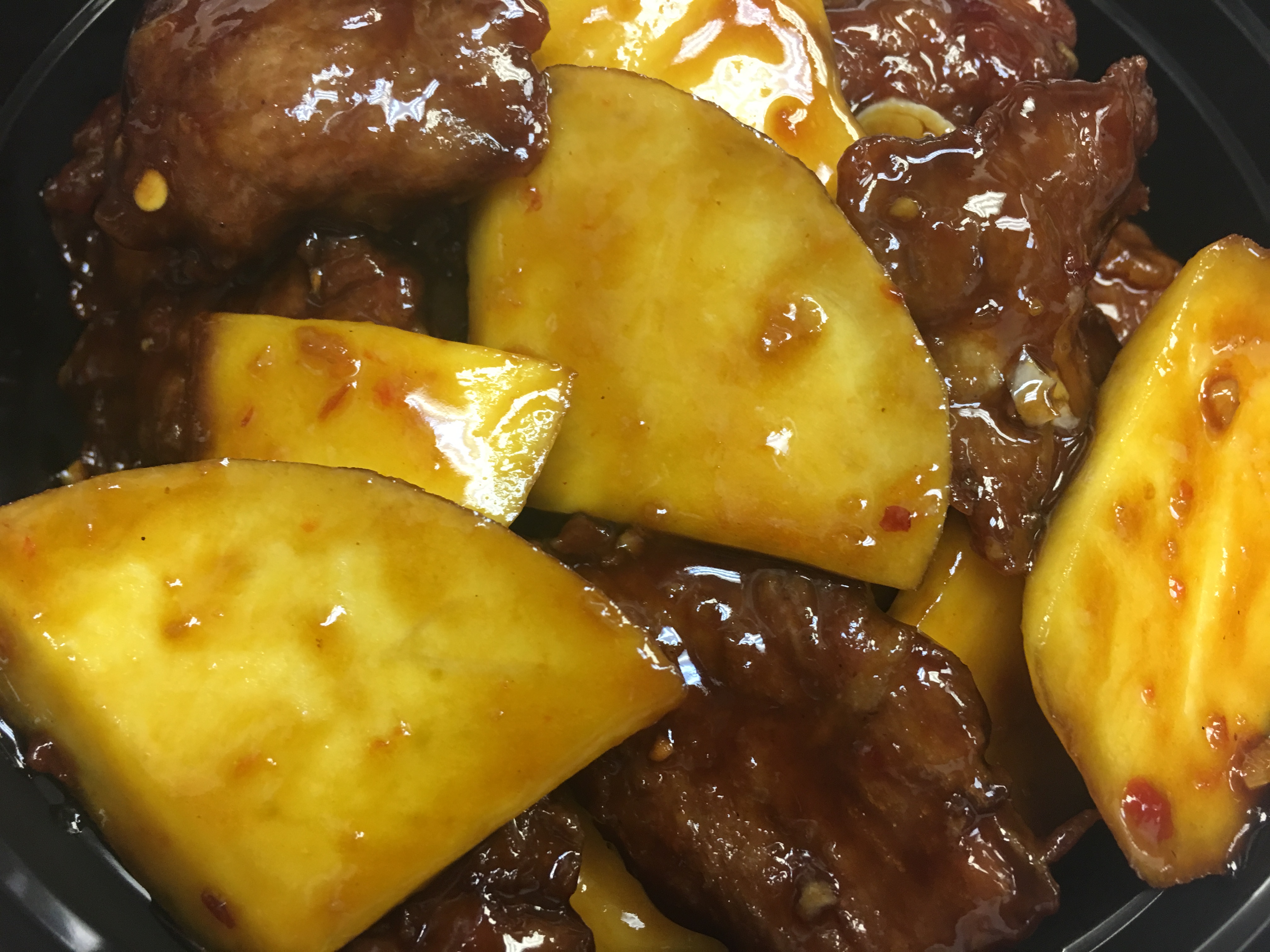 Order B9. Mango Beef in Garlic Sauce food online from QQ Star China Cafe store, Friendswood on bringmethat.com