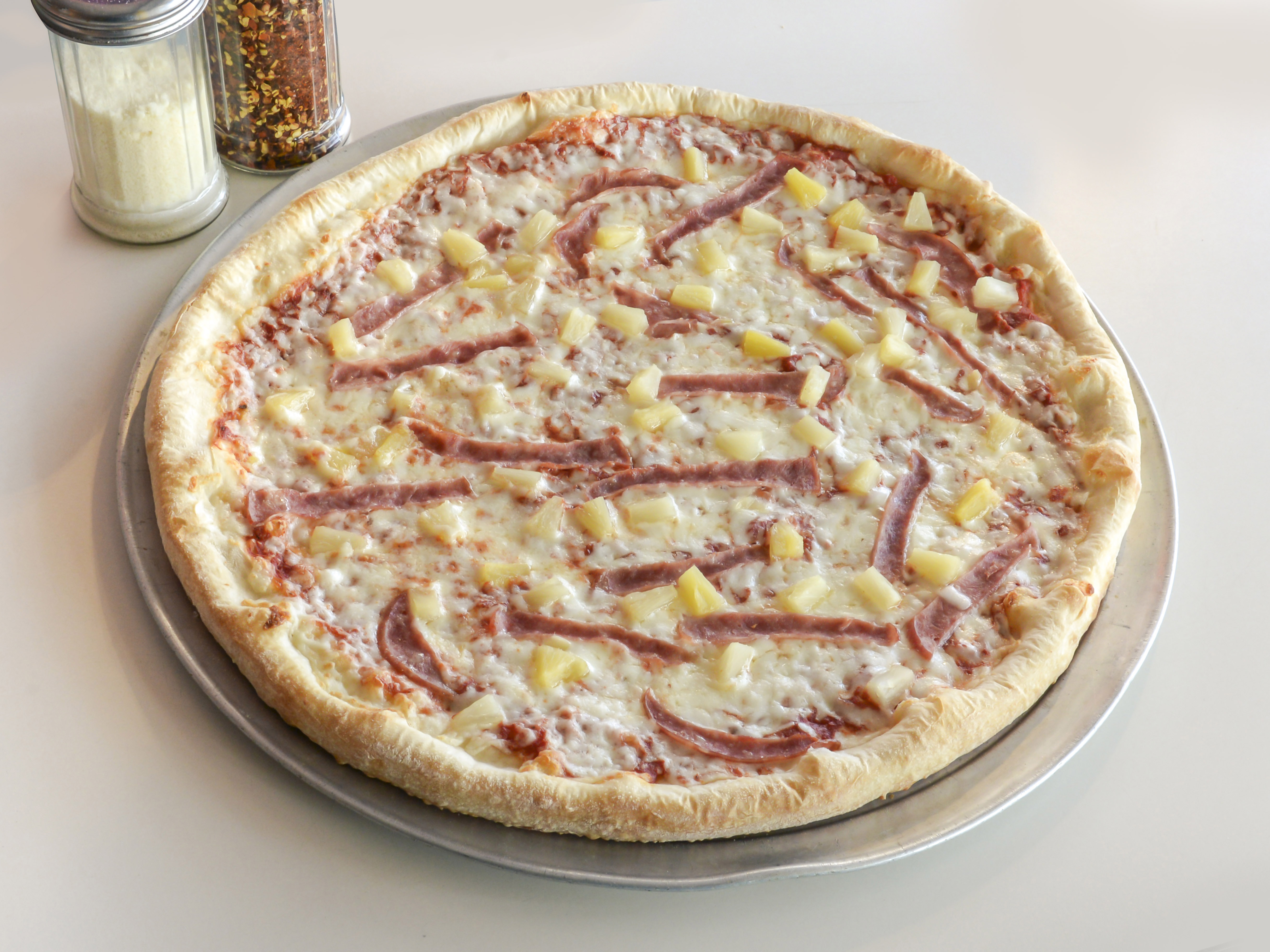 Order Hawaiian Pizza food online from Blue Moon Pizza store, Cape May on bringmethat.com