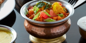 Order Aloo Gobhi food online from Tiffin store, Wynnewood on bringmethat.com