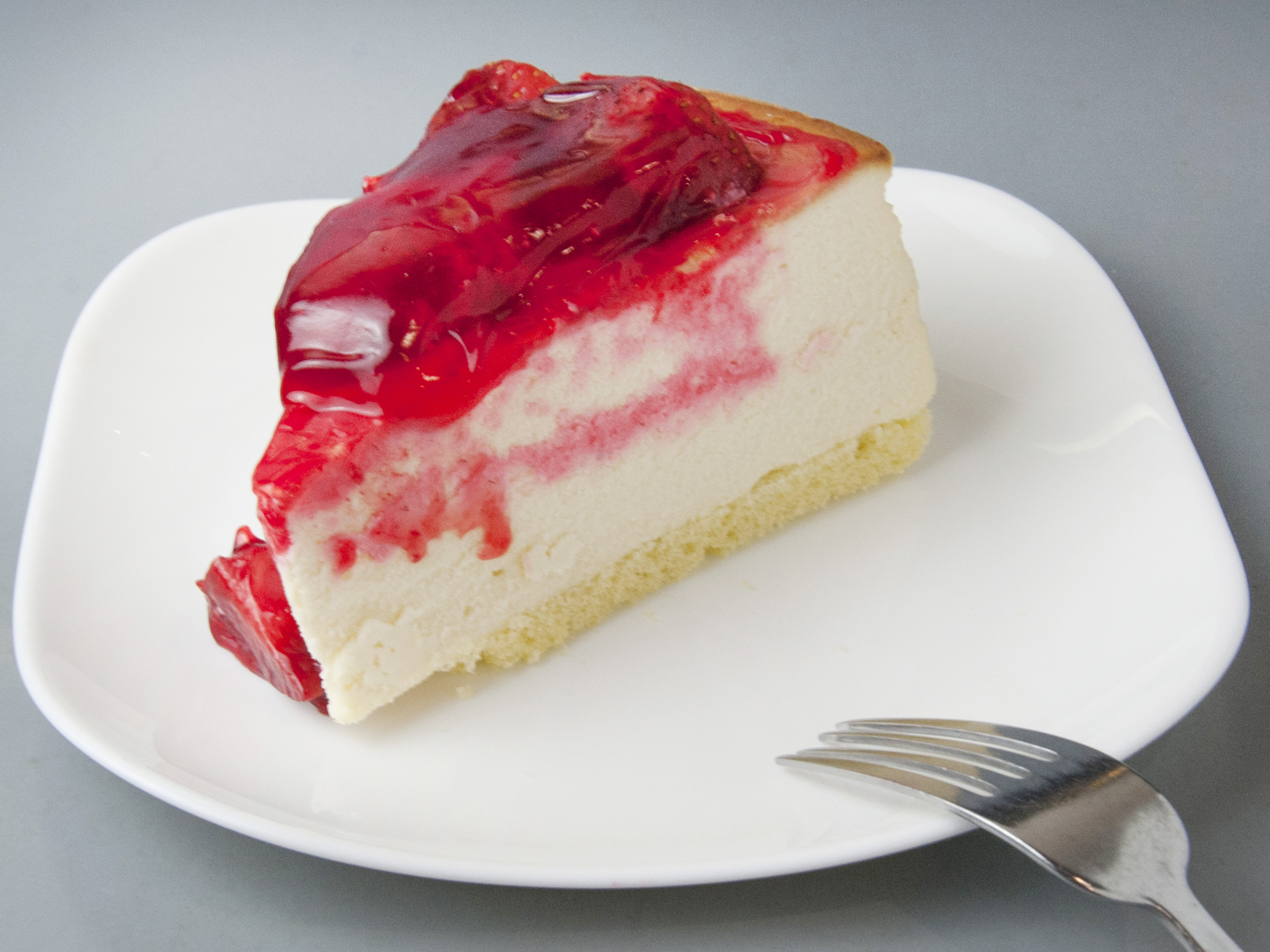 Order Cheese Cake with Fruit Topping food online from Malibu diner restaurant store, New York on bringmethat.com