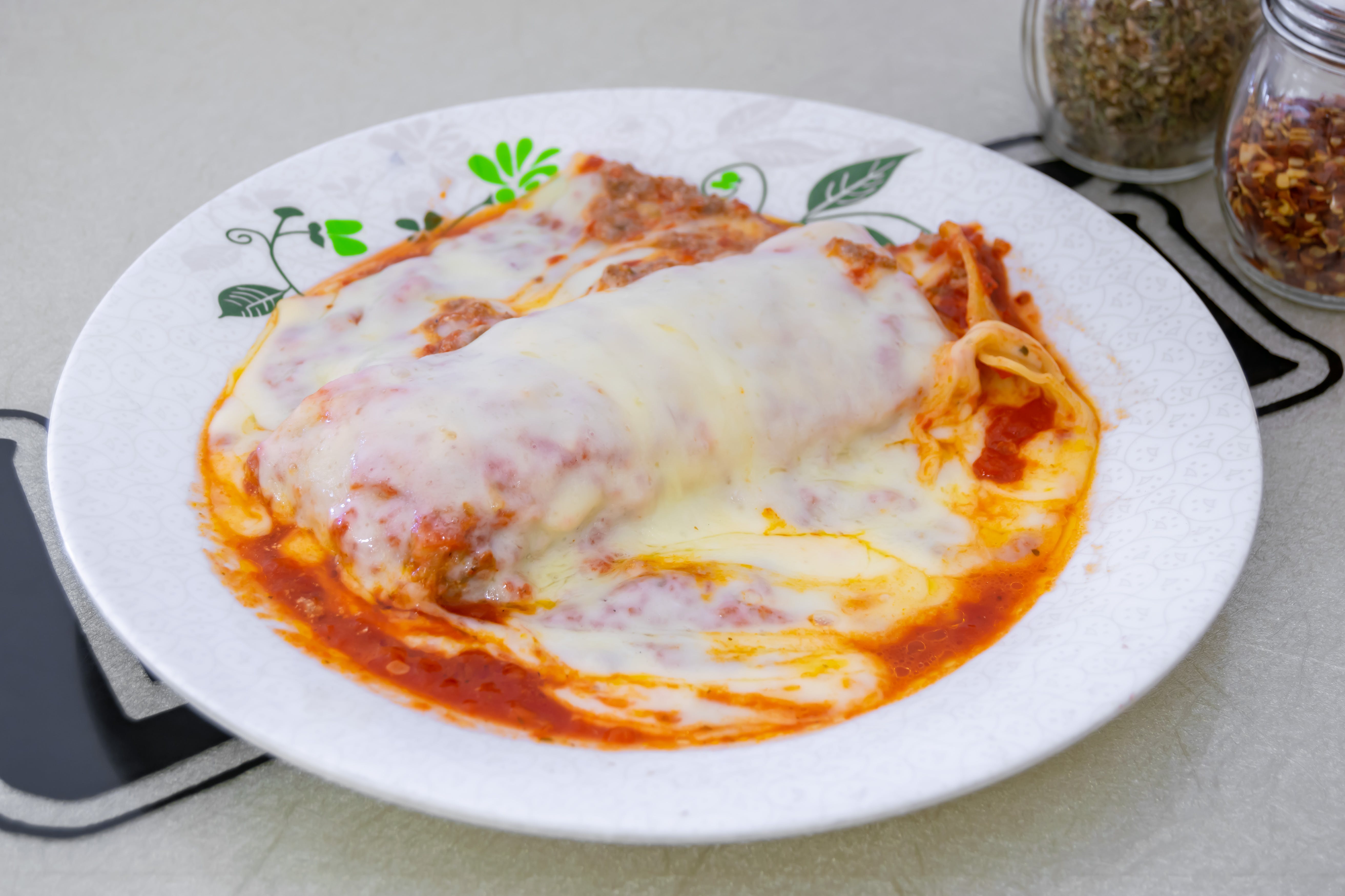 Order Lasagna - Pasta food online from Luigi New York Style Pizza store, South Plainfield on bringmethat.com