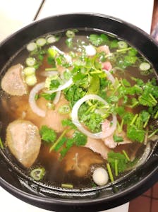 Order P01. Pho Combination food online from Boling Pho store, Escondido on bringmethat.com