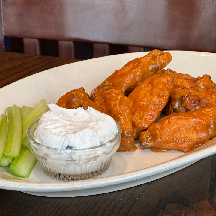 Order Waldo Wings food online from The Well Bar & Grill store, Kansas City on bringmethat.com