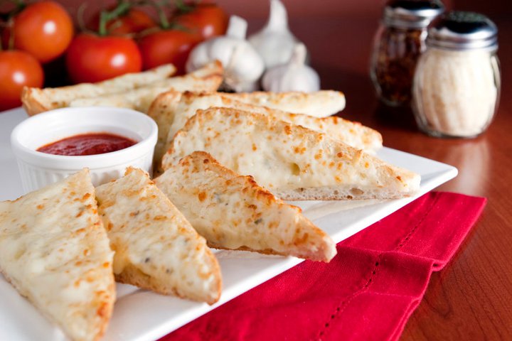 Order Cheese Bread food online from Romio's Pizza & Pasta - Belltown store, Seattle on bringmethat.com