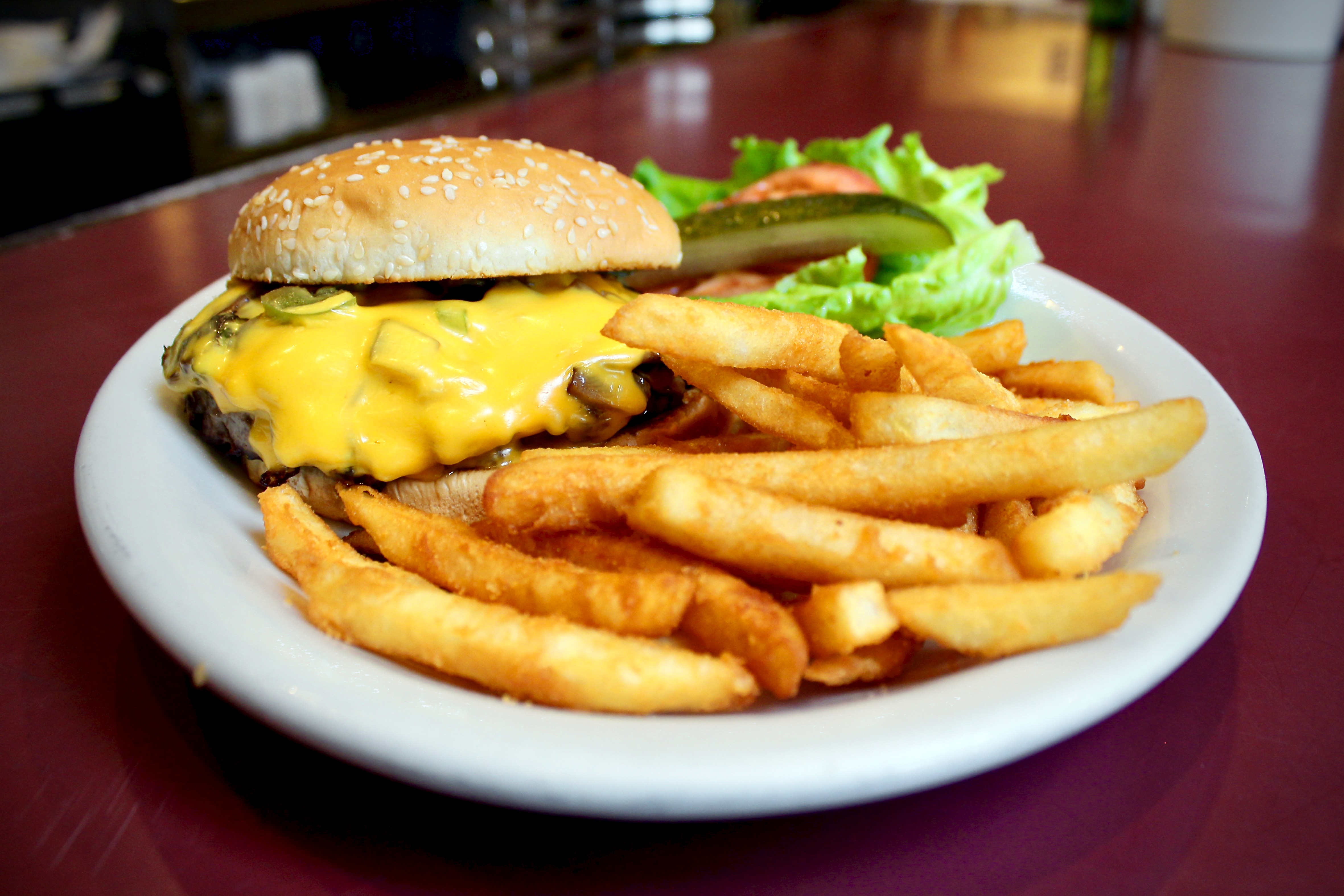 Order Andy's Burger food online from Andys Cafe store, Des Plaines on bringmethat.com