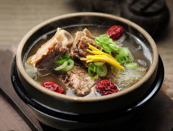 Order Beef Short Rib Soup (Galbi Tang) food online from Koreana Restaurant store, Beaverton on bringmethat.com