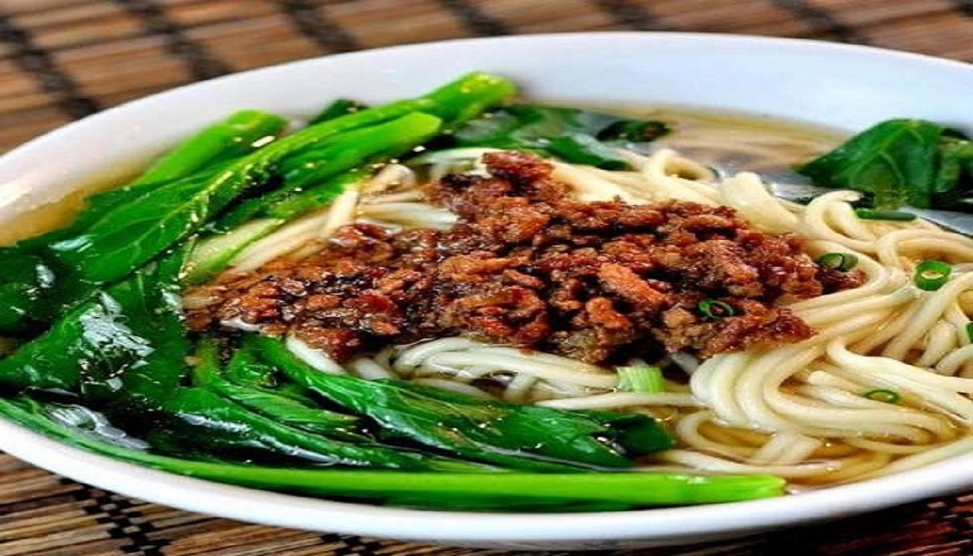 Order Noodle Soup with Mixed Sauce清汤杂酱面 food online from Sichuan Tasty store, San Francisco on bringmethat.com