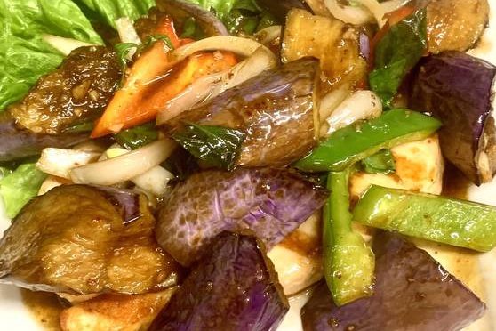 Order 64. Pad Eggplant food online from Sri Thai Cuisine store, San Francisco on bringmethat.com