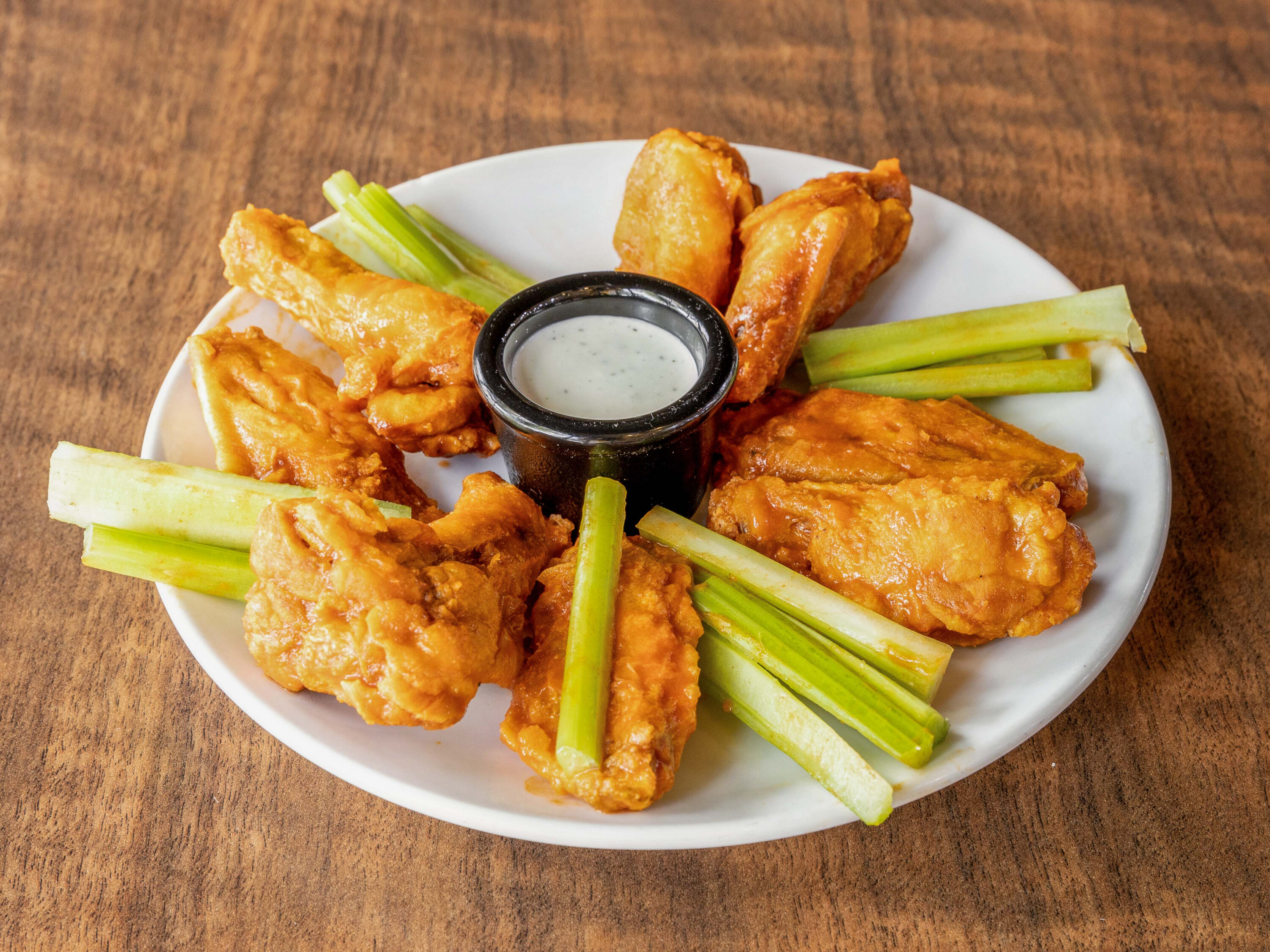 Order Chicken Wings food online from Main Street Cafe store, San Angelo on bringmethat.com