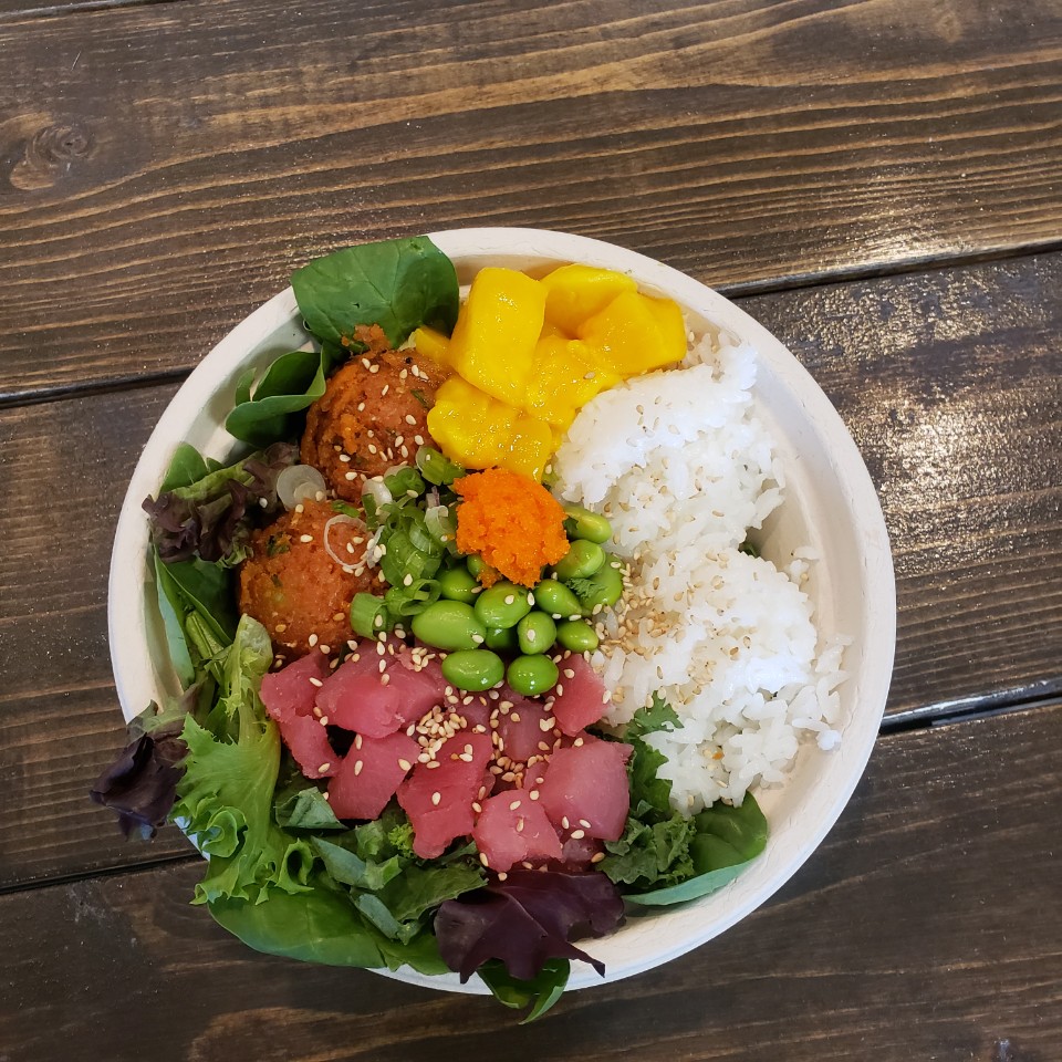 Order Maguro Lover Signature Bowl food online from Wow Poke & Juice store, Lawrenceville on bringmethat.com