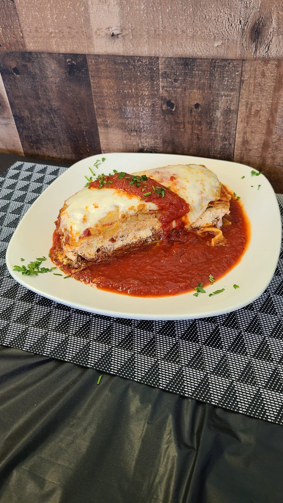 Order Lasagna - Pasta food online from Piazza Di Pizza store, Moonachie on bringmethat.com