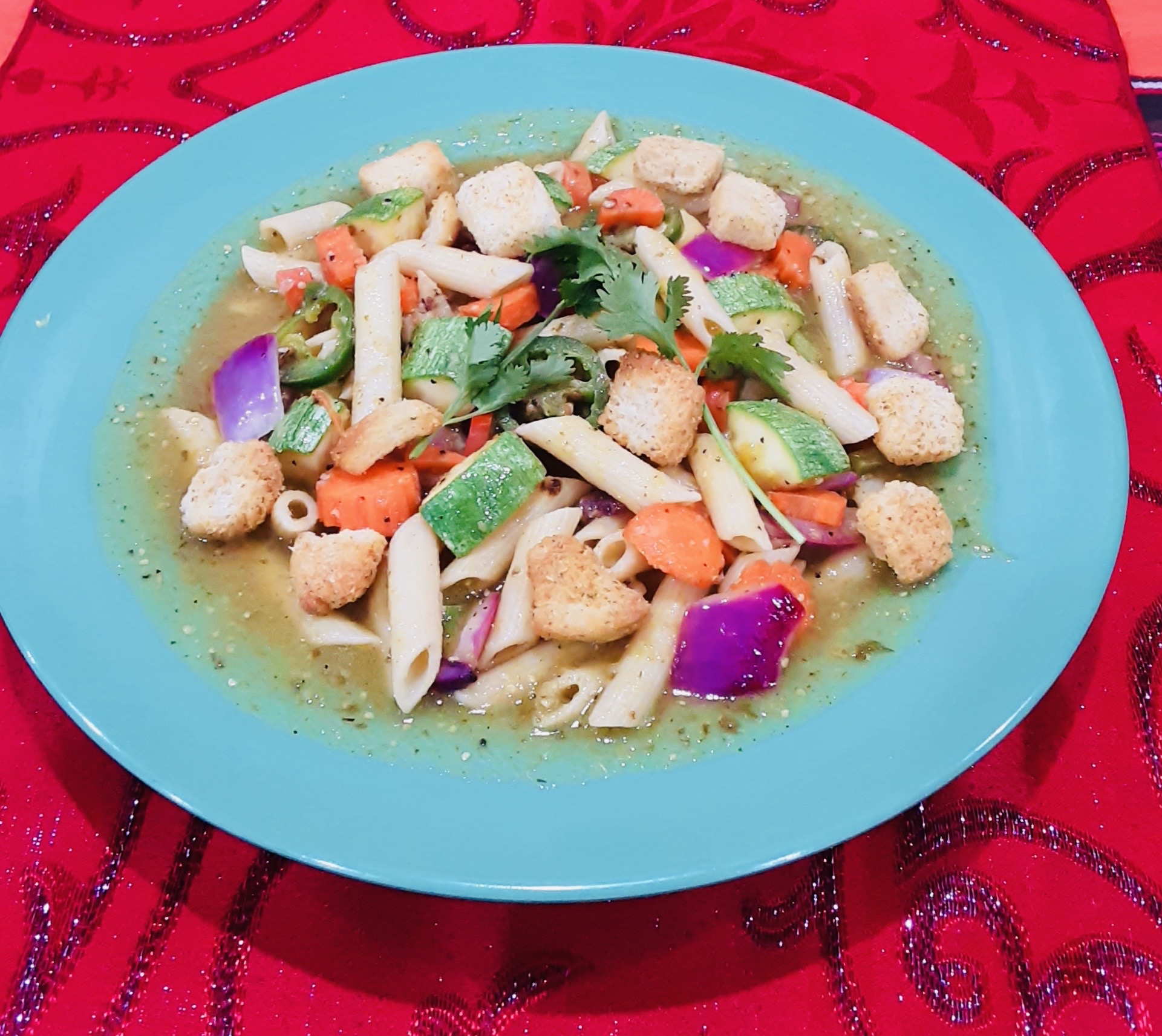 Order Green Vegan Pasta food online from Curry Sabor store, Whittier on bringmethat.com