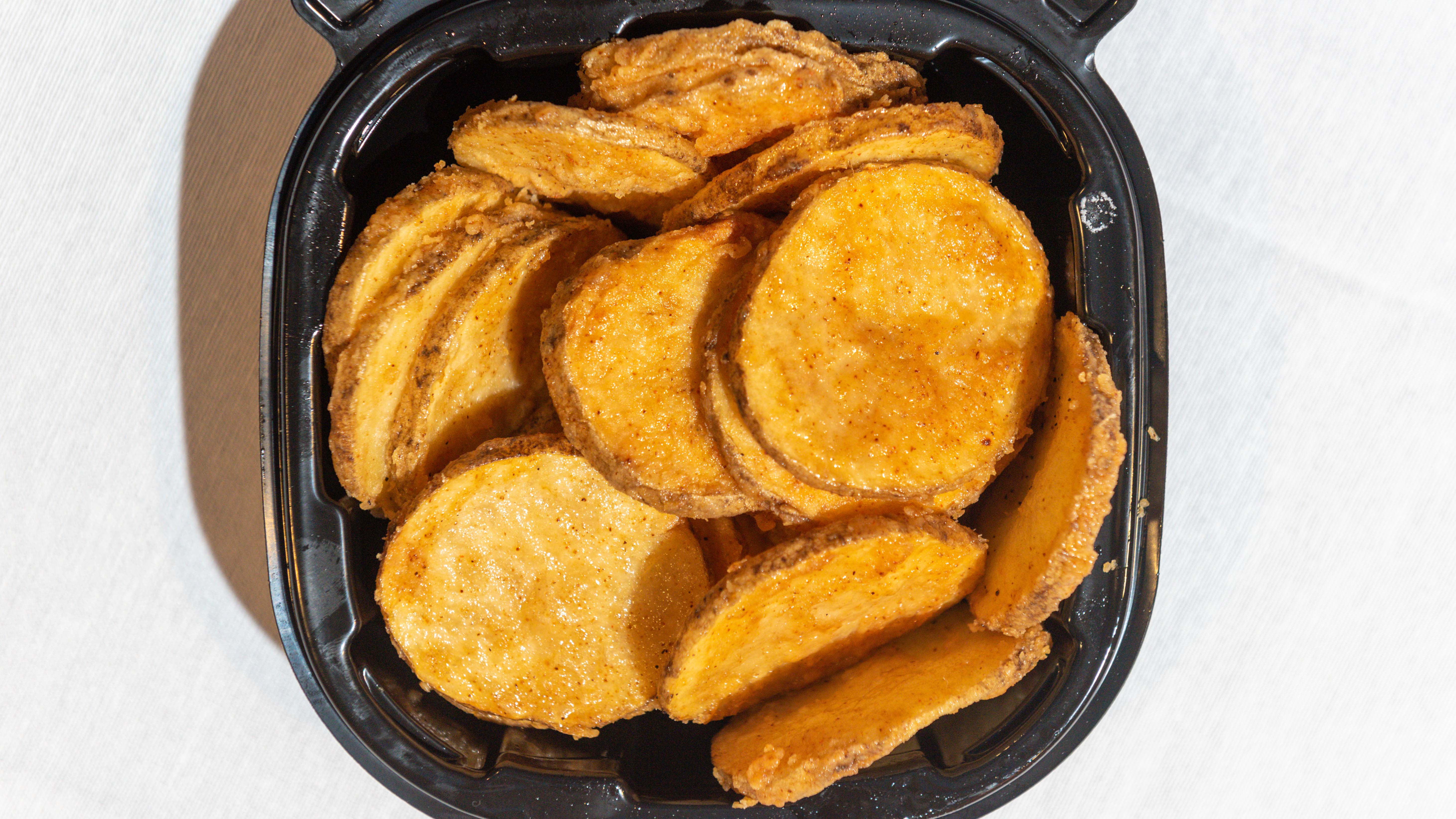Order Potato Fritters food online from John's Incredible Pizza store, Riverside on bringmethat.com