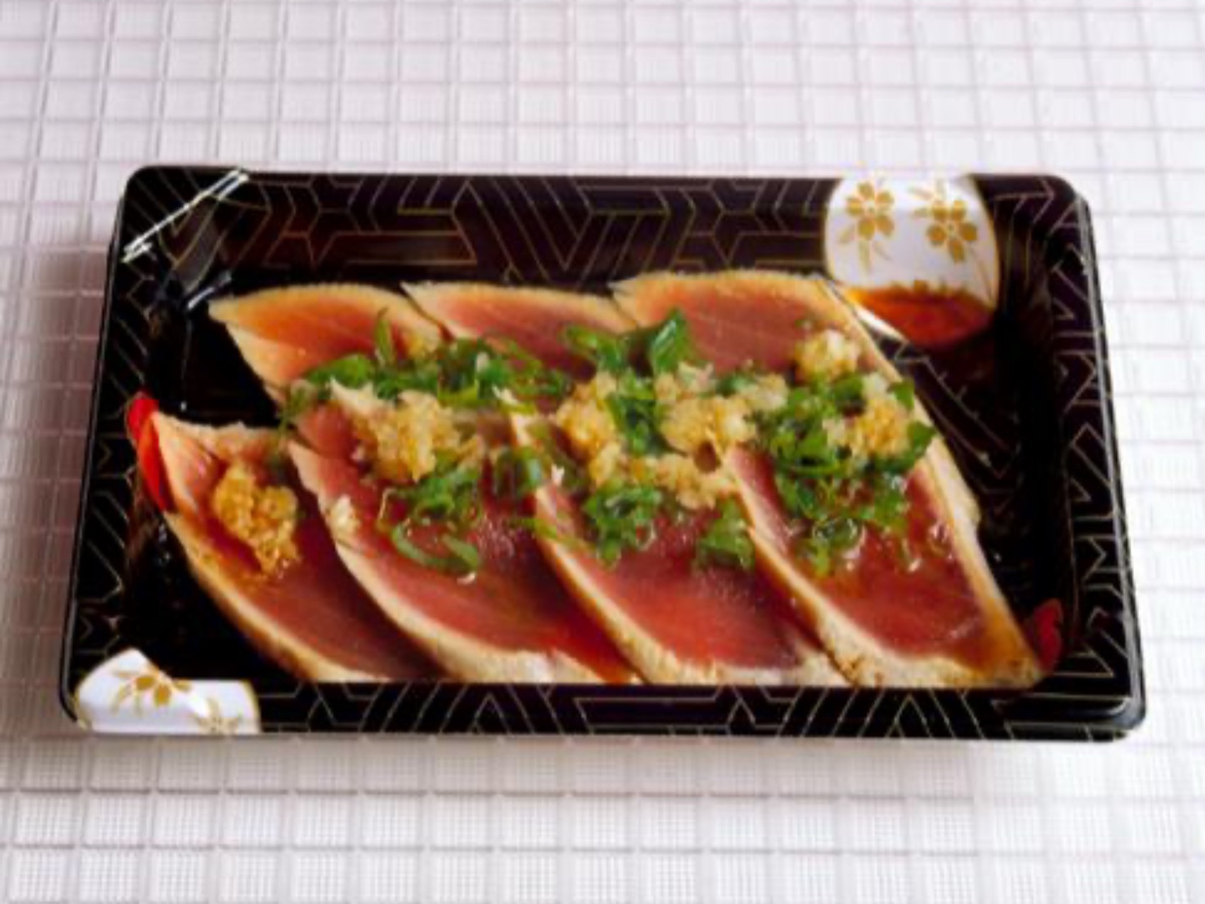 Order Tuna Tataki food online from Iron Sushi store, Miami Beach on bringmethat.com