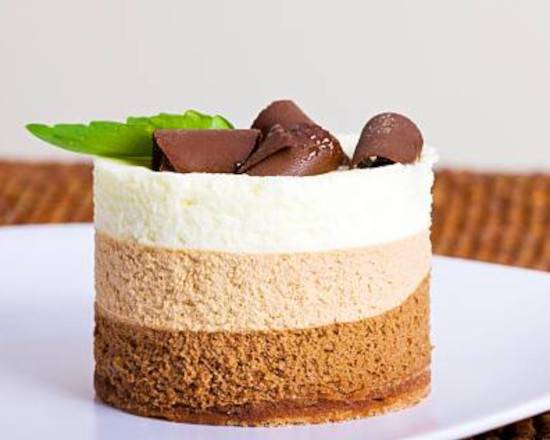 Order Chocolate Mousse food online from Knuckle Sandwiches store, Stockton on bringmethat.com