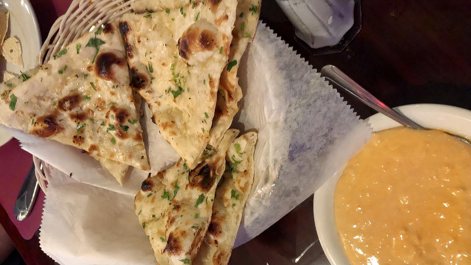 Order Hummus with Naan food online from Taste of Taj store, Perry Hall on bringmethat.com