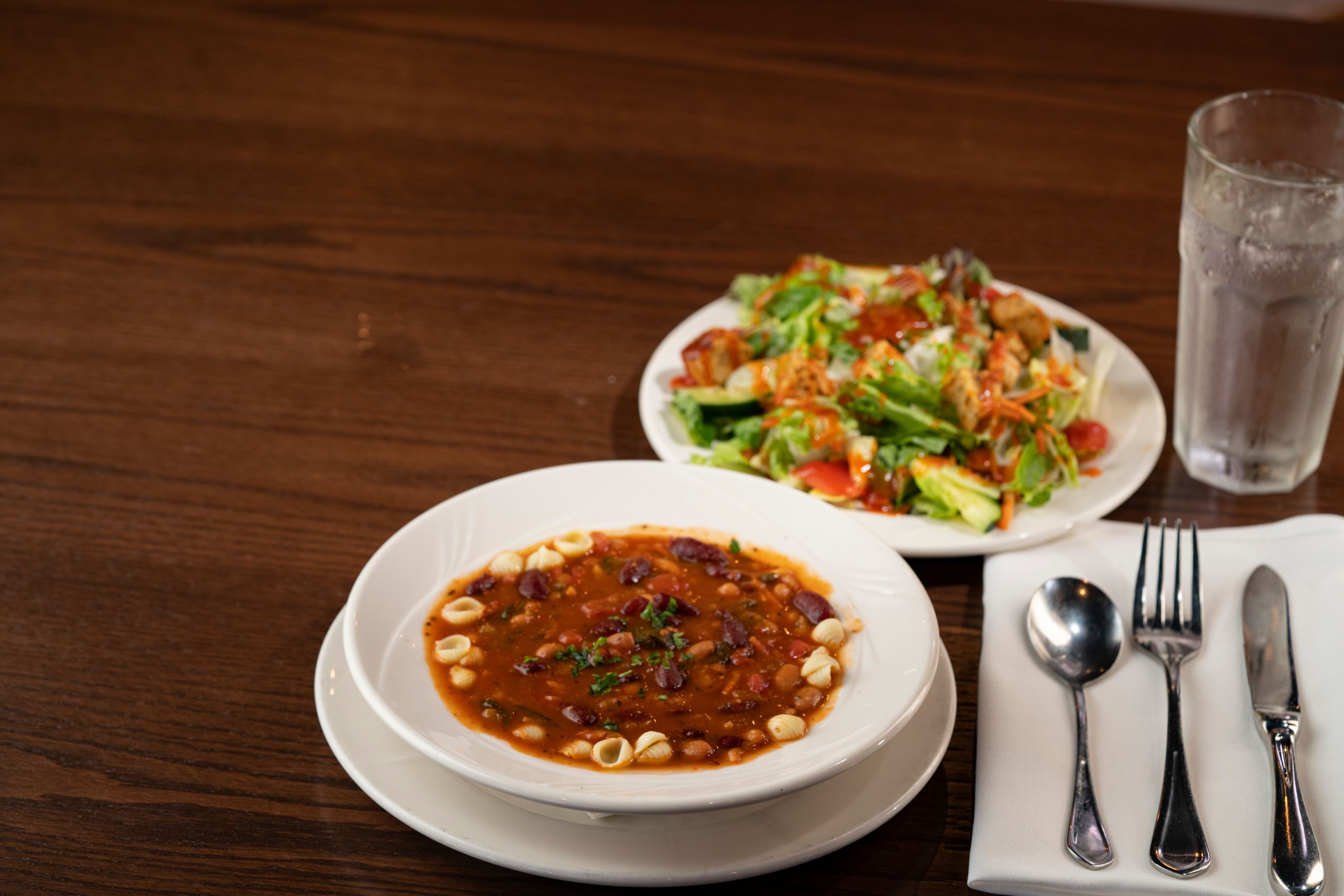 Order Endless Soup and Salad Dinner food online from Benvenuto's italian grill store, Madison on bringmethat.com