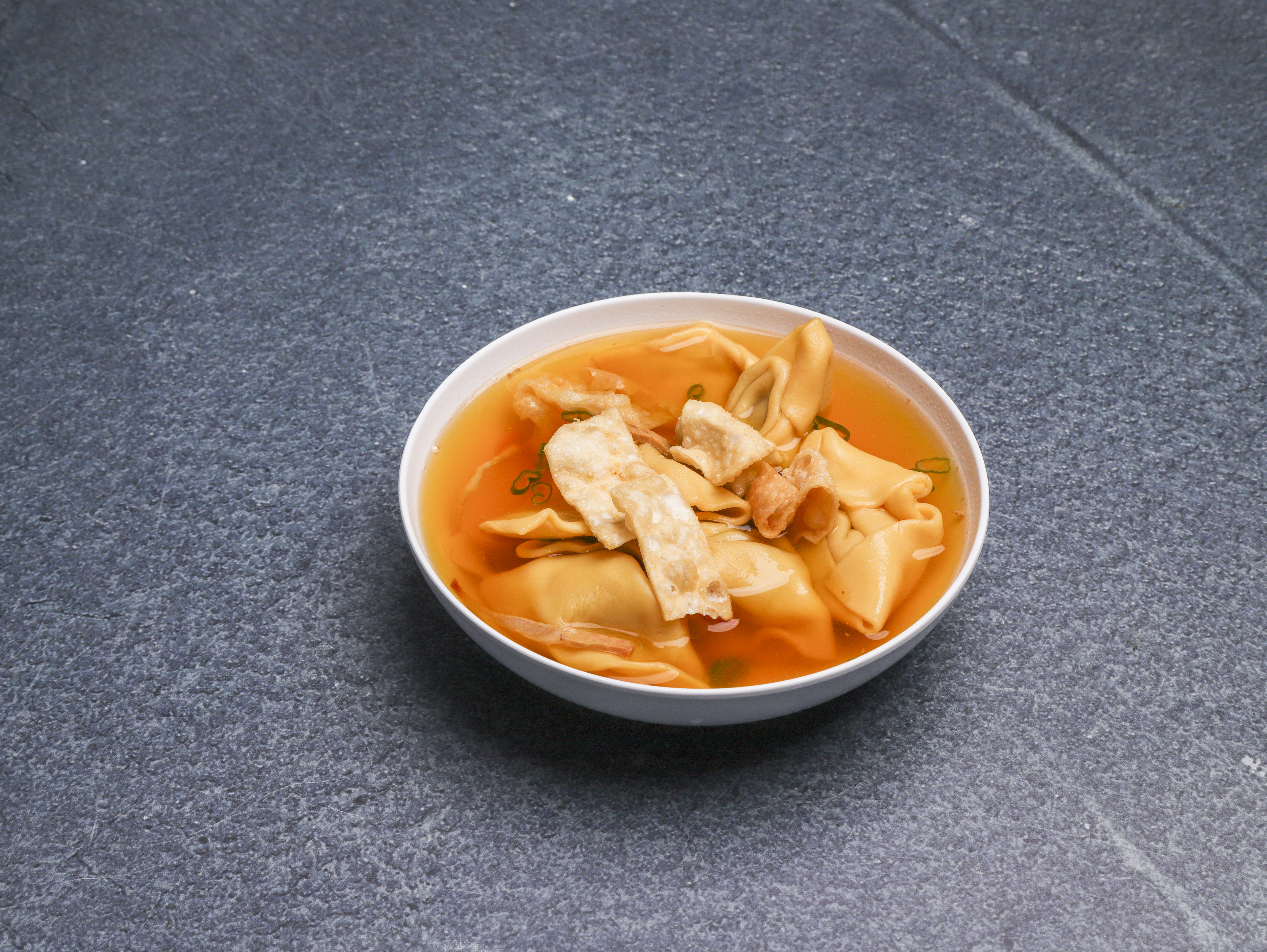 Order 19. Wonton Soup food online from No-1 China store, Philadelphia on bringmethat.com
