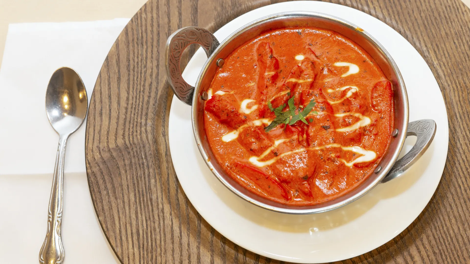 Order Chicken Makhani food online from Palace Of Asia store, Maple Shade on bringmethat.com