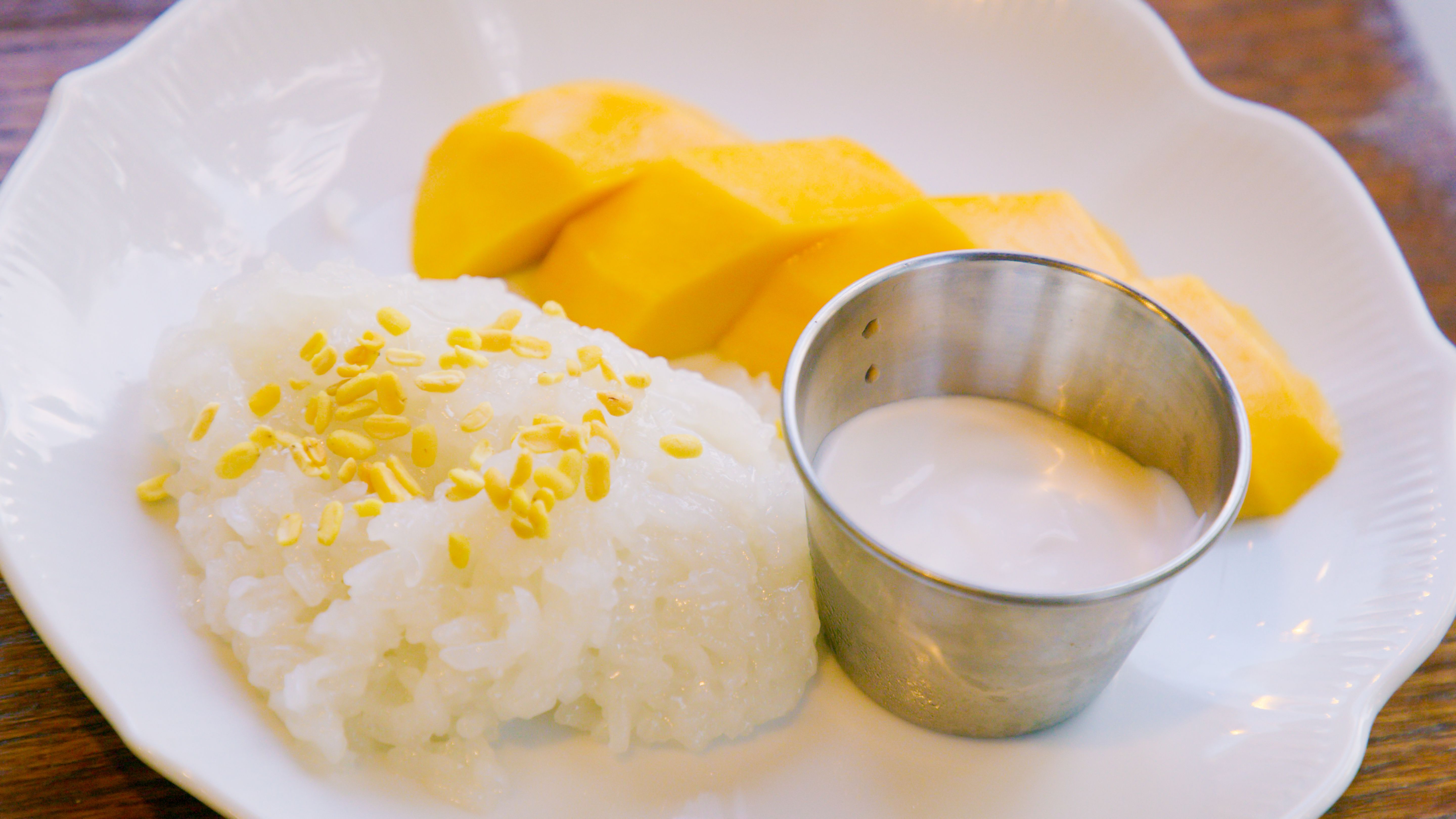 Order Mango Sticky Rice  food online from Lucky Noodles store, Denver on bringmethat.com
