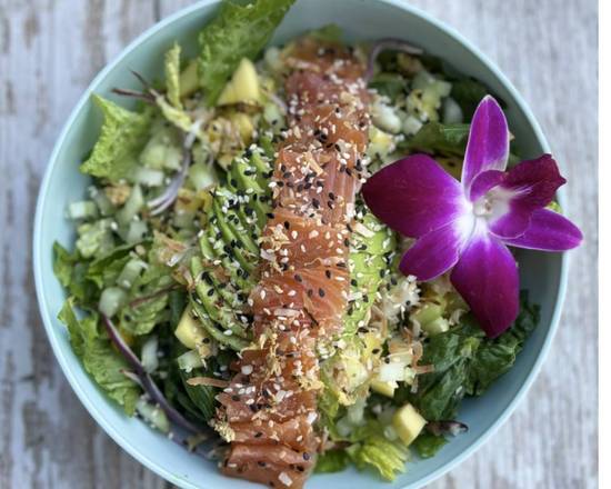 Order Thai Salad food online from Dlite Bistro & Bakery store, Key Biscayne on bringmethat.com