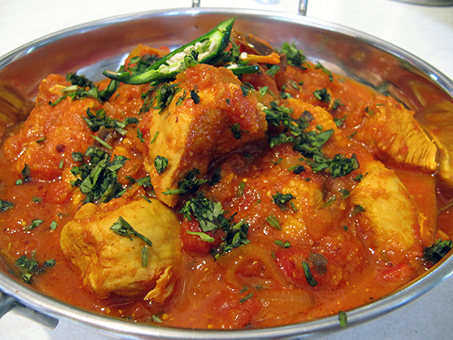 Order Chicken Vindaloo food online from Mainland India Restaurant store, Niles on bringmethat.com