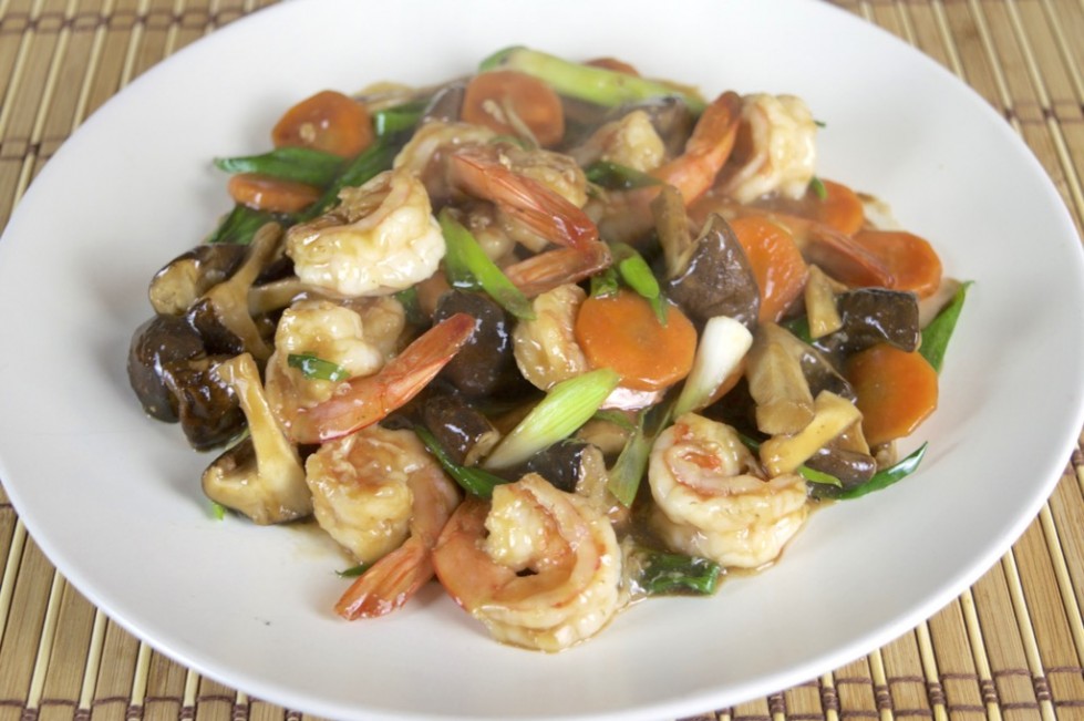 Order Large Shrimp with Mushroom food online from Kong Kitchen store, Atlanta on bringmethat.com