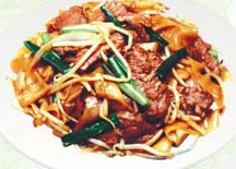 Order 182. Stir Fried Rice Noodles with Beef food online from Darien Chop Suey store, Darien on bringmethat.com