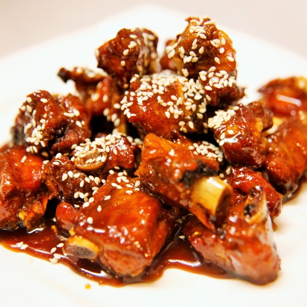 Order 104. Sweet and Sour Spare Rib food online from Szechuan House store, Ames on bringmethat.com