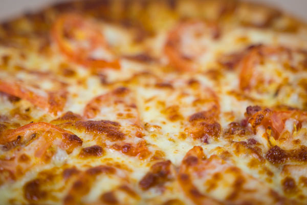 Order G-Mac-N-Cheese Pizza  food online from Gionino Pizzeria store, Northfield on bringmethat.com