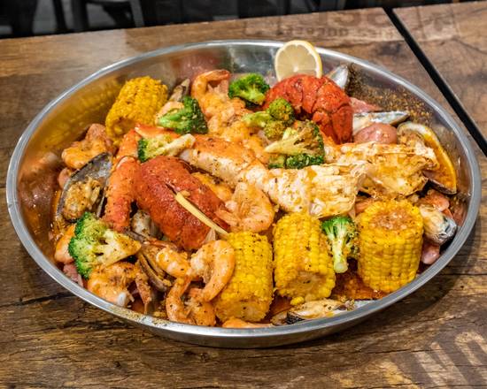 Order Family Combo food online from Storming Crab store, Knoxville on bringmethat.com