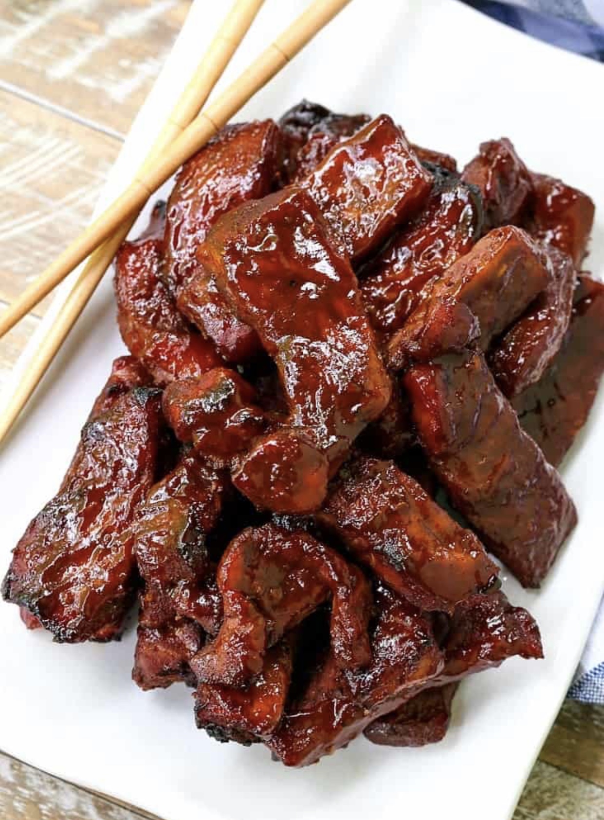 Order 7. Boneless Spare Ribs(large) food online from Rong Hua Chinese Restaurant store, Richmond Hill on bringmethat.com
