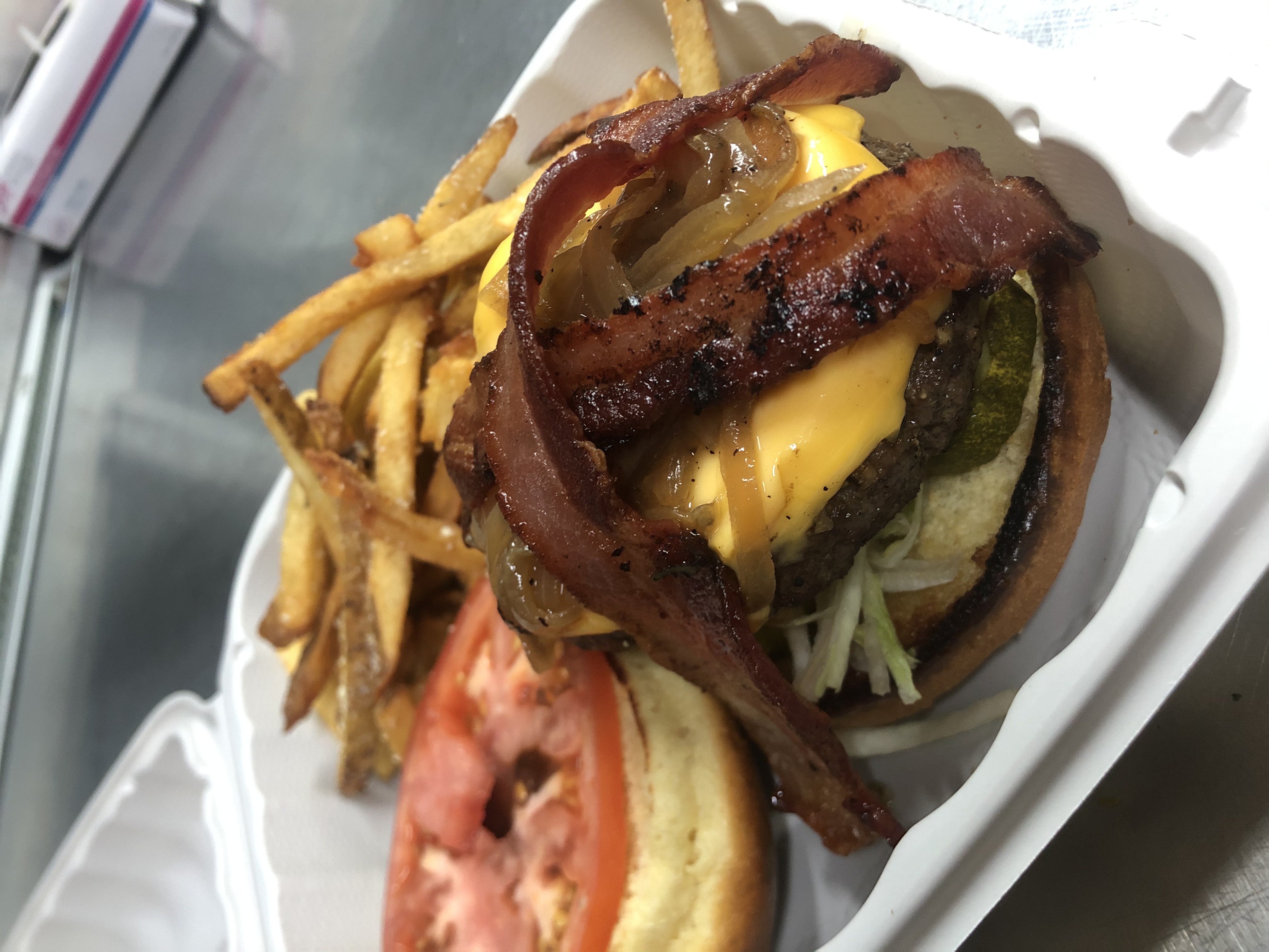 Order Classic American Burger food online from D&D Shack store, Melrose Park on bringmethat.com