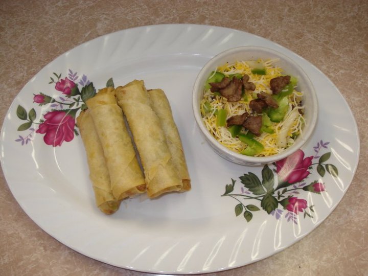 Order Egg Roll food online from Lucky Wok Chinese Kitchen store, Garden City on bringmethat.com