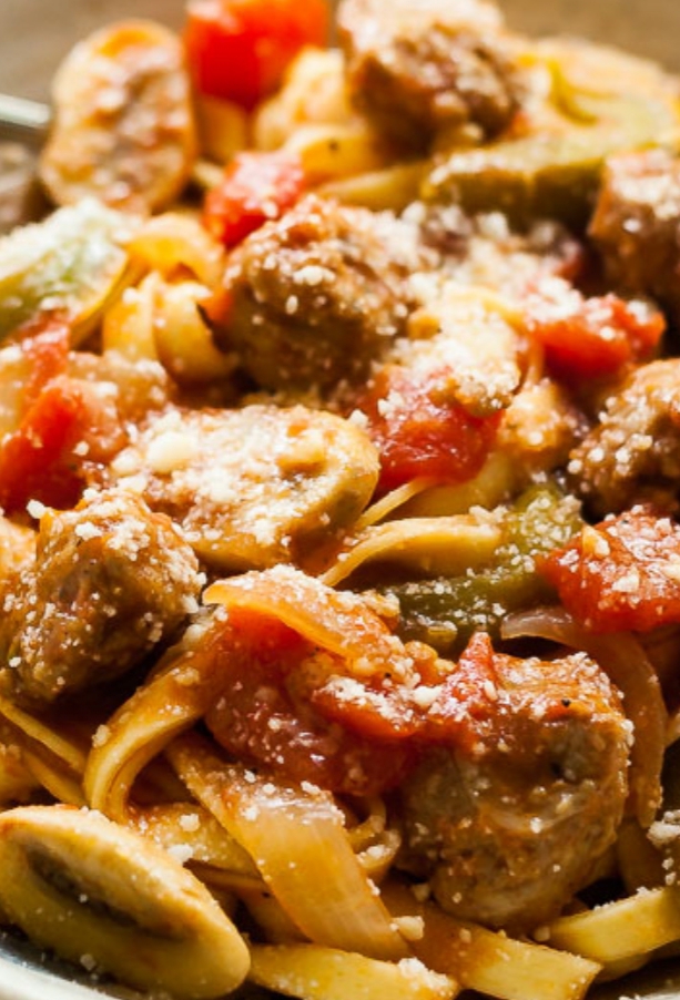 Order 44. Italian Sausage and Pepper Special food online from Milano Italian Cuisine store, Evansville on bringmethat.com