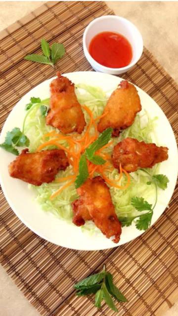 Order A8. Crispy Chicken Wings (Cánh Gà Chiên) food online from Pho Saigon Garden store, Dublin on bringmethat.com
