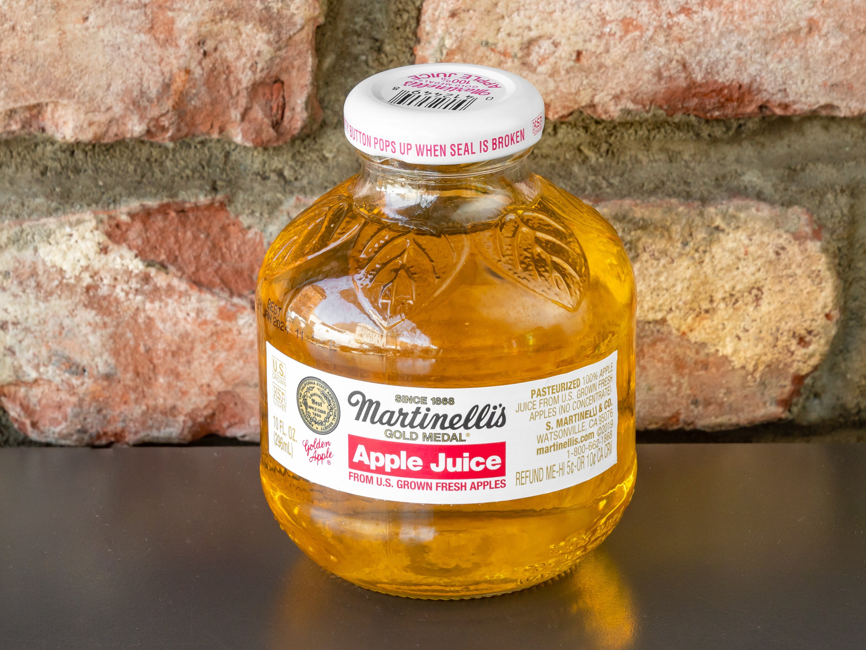Order Martinelli Apple Juice food online from Brothers Bagels store, Brooklyn on bringmethat.com