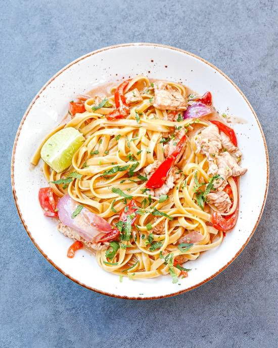 Order Chicken Tequila Fettucine food online from Willow Street Pizza store, Los Gatos on bringmethat.com
