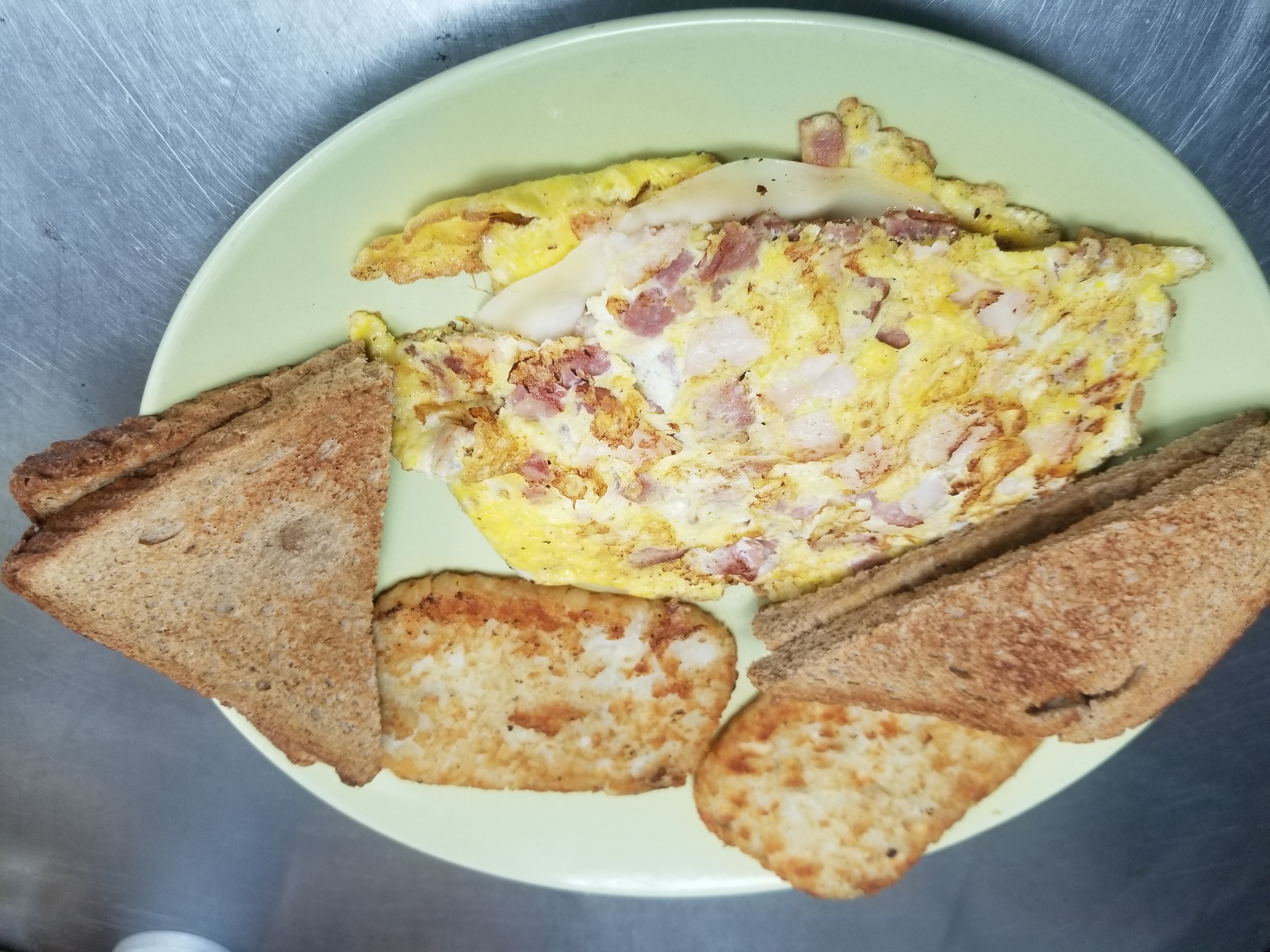 Order Manhattan omelette food online from Aminas Cafe store, Bronx on bringmethat.com