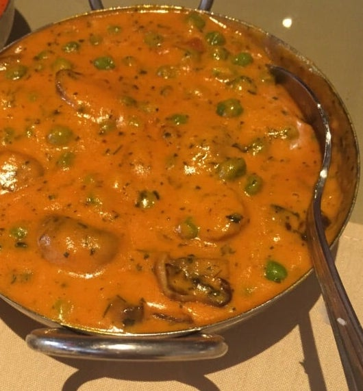 Order Mushroom Matar food online from Royal Tandoor store, Santa Clarita on bringmethat.com