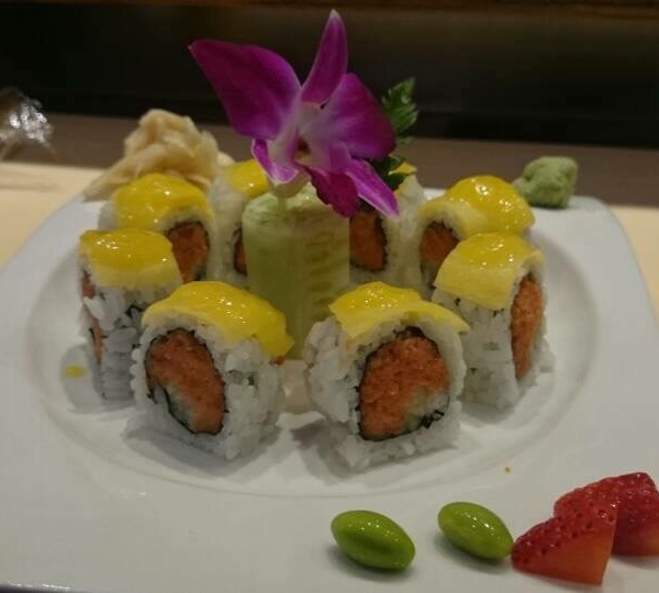 Order 24. Mango Tango Roll food online from Izu Sushi Asian fusion store, Lansdale on bringmethat.com