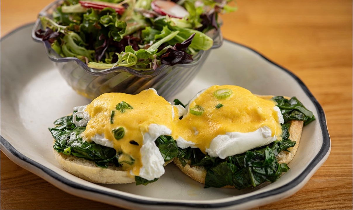 Order Florentine Benedict food online from Eggy's store, Chicago on bringmethat.com