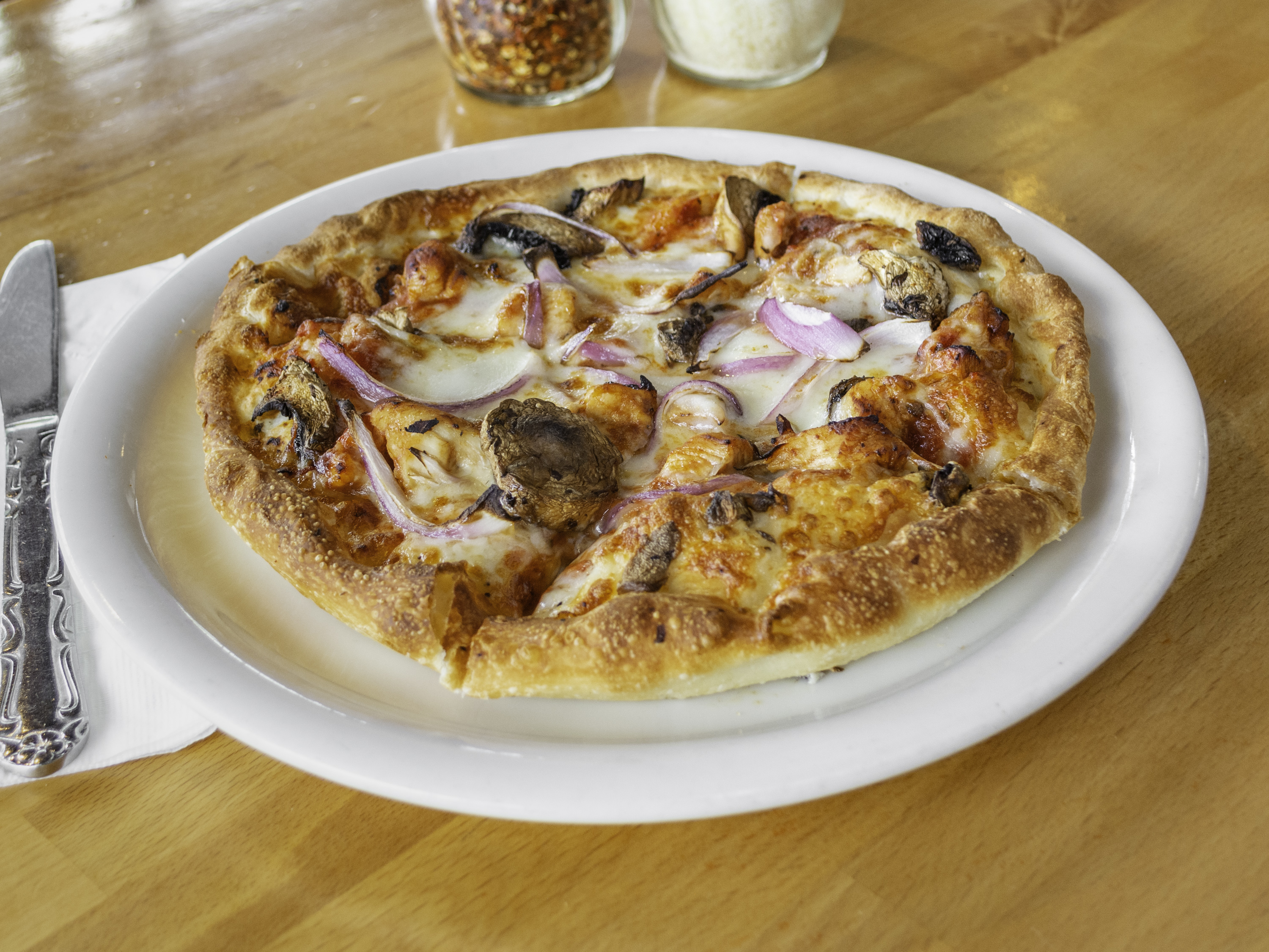 Order BBQ Chicken Pizza food online from Romio's Pizza store, King County on bringmethat.com