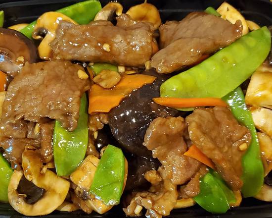Order Double Mushroom Beef 双菇牛 food online from Canton Phoenix store, Tigard on bringmethat.com