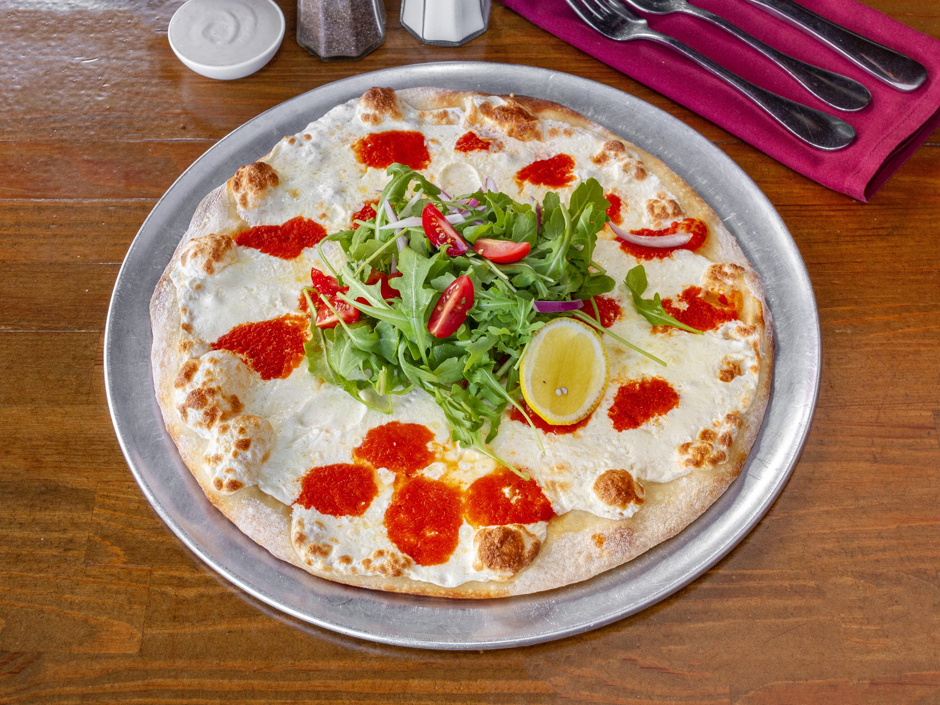 Order Arugula Pizza 12'' food online from Marmaris Cafe store, Edgewater on bringmethat.com